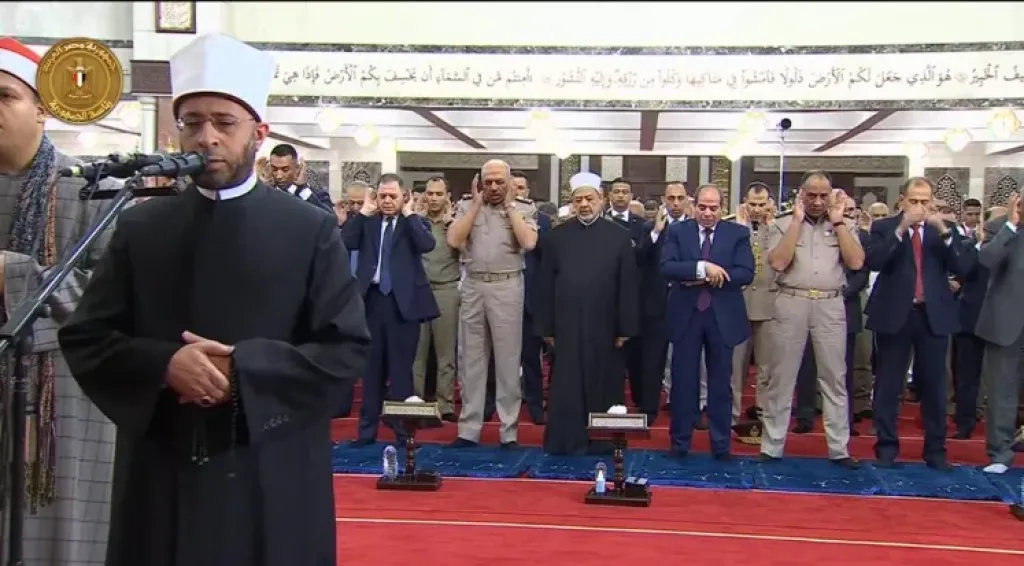 بث مباشر.. الرئيس السيسي يشهد شعائر صلاة عيد الأضحى بمسجد الرحمن الرحيم