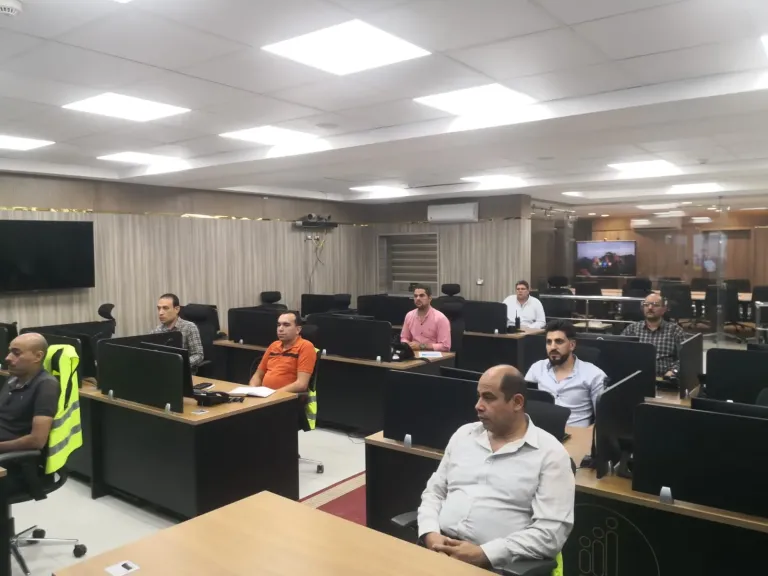 محافظ أسيوط يؤكد انعقاد غرف العمليات الرئيسية وربطها بالوحدات المحلية