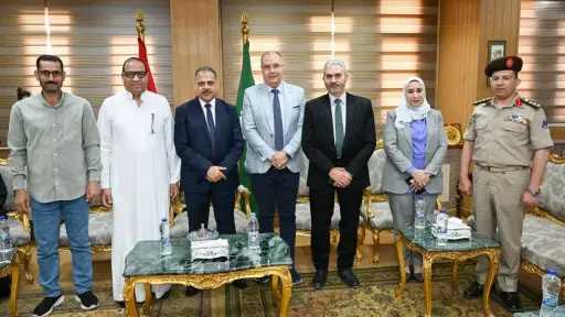 محافظ الشرقية يستقبل وفود المهنئين بعيد الأضحى المبارك بمكتبه بالديوان العام ( صور )