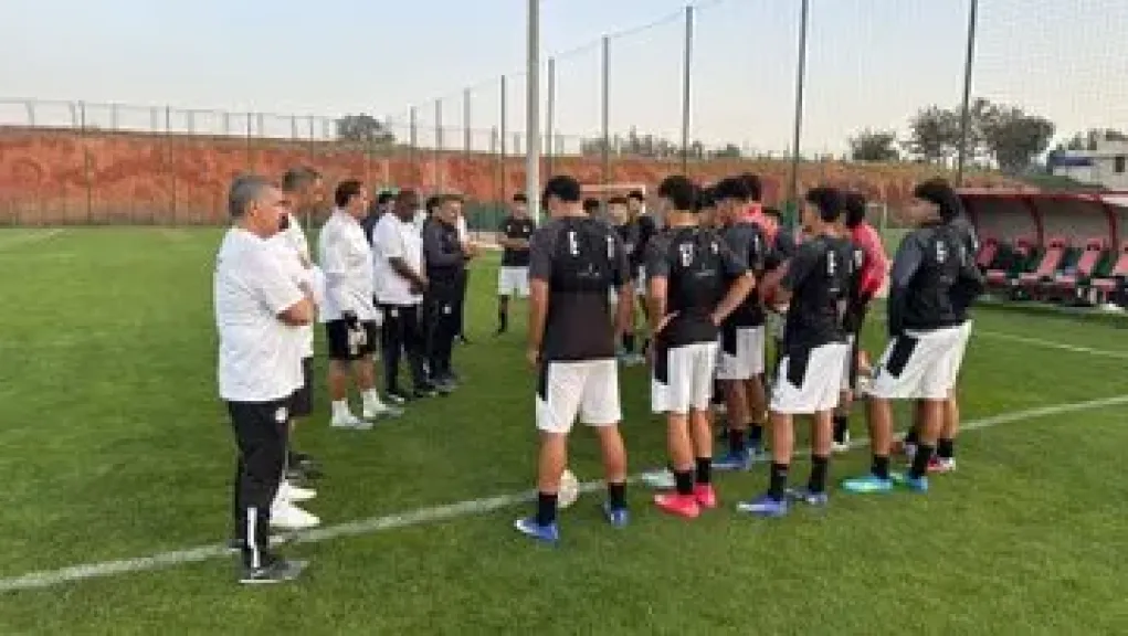 منتخب الناشئين يختتم استعداداته لمواجهة تنزانيا في نصف نهائي أمم أفريقيا غداً