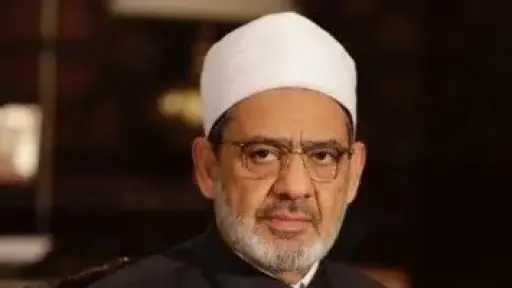 شيخ الأزهر يعزى السفير السعودى فى وفاة والده ويدعو له بالرحمة والمغفرة