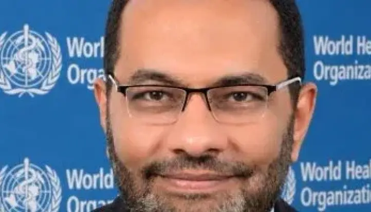 وزير الصحة يهنئ الدكتور محمد حسانى باختياره عضواً بالمجموعة الاستشارية لمنظمة الصحة العالمية
