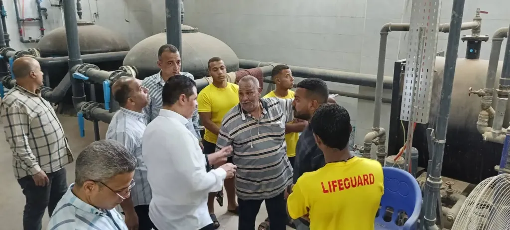 محافظ أسيوط: استمرار المرور على حمامات السباحة والمنشآت الرياضية للتأكد