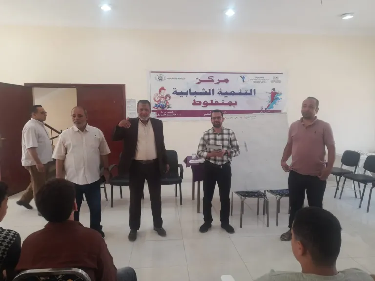 مدير تعليم أسيوط يعلن انطلاق المراجعات النهائية لطلاب الشهادتين الاعدادية