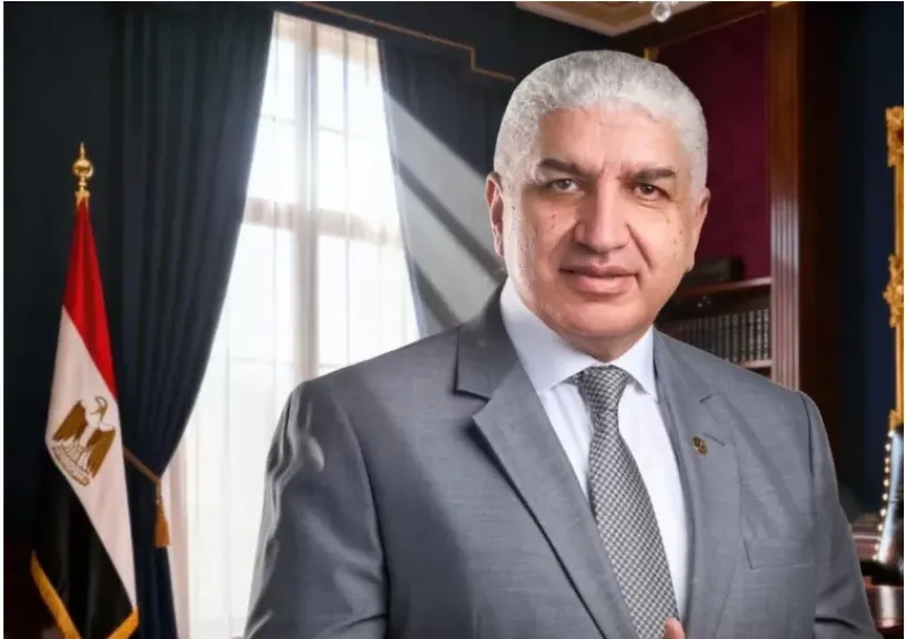 أشرف سعد سليمان يحذر من سباقات الدراجات النارية على الطرق السريعة
