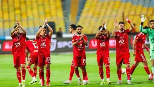 صدمة بـ الأهلي بعد قبول ”فيفا” دعوى مدرب الحراس السابق