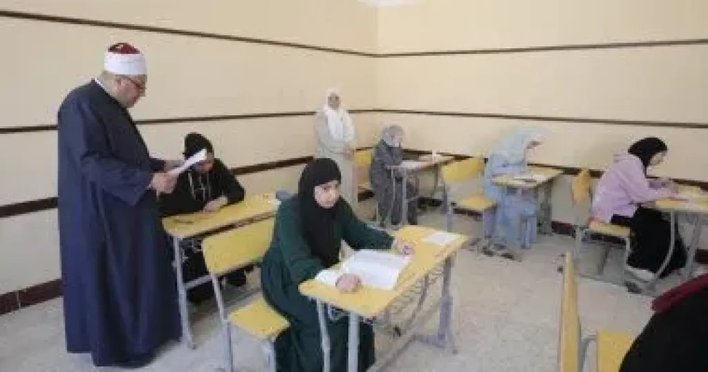 وكيل الأزهر ورئيس قطاع المعاهد يجتمعان برؤساء لجان الثانوية الأزهرية