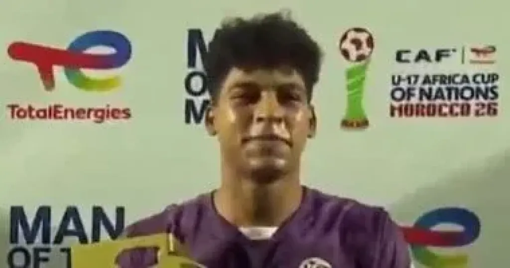 محمد عبيد حارس مرمى منتخب الناشئين أفضل لاعب في مباراة المغرب