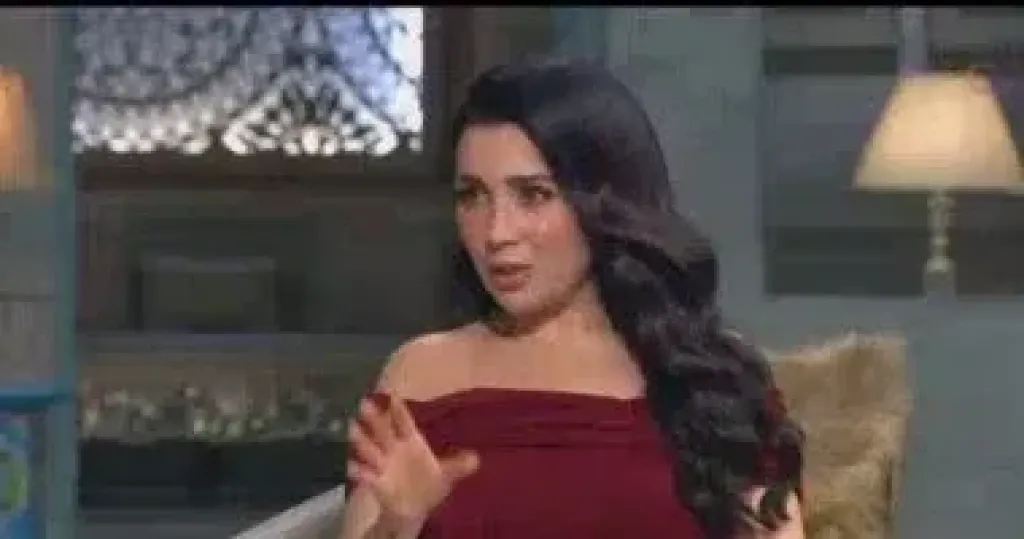 ”كوريا” تشعل استوديو صاحبة السعادة.. مي عز الدين تعود للشخصية الشعبية