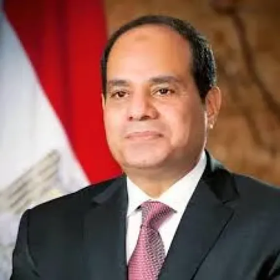 الرئيس السيسى يرسل مندوبا للتعزية فى وفاة والد السفير السعودى بالقاهرة
