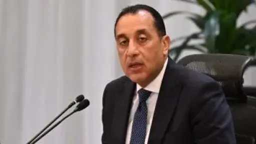 رئيس الوزراء يتابع موقف المشروعات التنموية والخدمية بمحافظة الإسكندرية