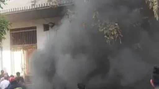 اندلاع حريق داخل جراج سيارات فى البيطاش والحماية المدنية تدفع بمعداتها