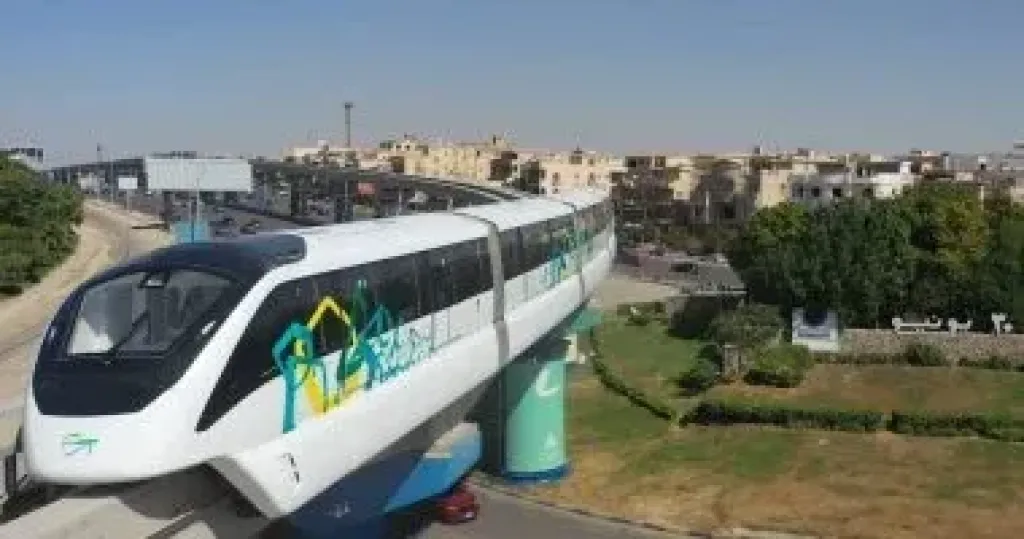 الأضخم في أفريقيا.. شبكة CNN الأمريكية تسلط الضوء على مونوريل القاهرة
