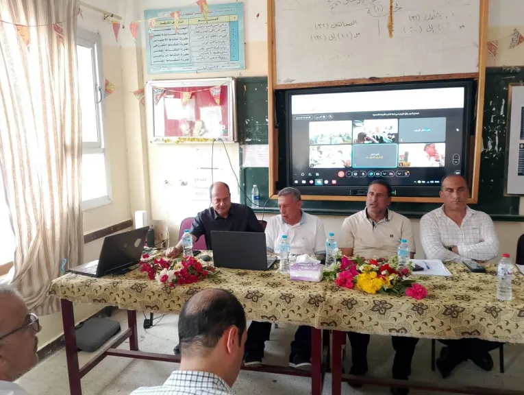 الديب يعقد إجتماعًا بمديرى الإدارات التعليمية ورؤساء اللجان استعدادا لانطلاق امتحانات الشهادة الإعدادية