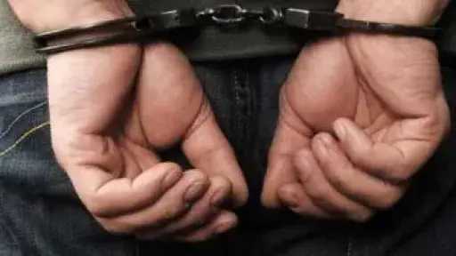 عاطل ينهى حياة ابنة زوجته فى أبو النمرس