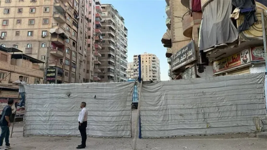 أخبار مصر اليوم: إخلاء عقارين مائلين في الهرم وتشكيل لجنة هندسية لتأمين السكان.. رابط نتيجة صفوف النقل بالجيزة 2026 بالرقم القومي.. التضامن تنجح في إعادة طفل قنا المتغيب