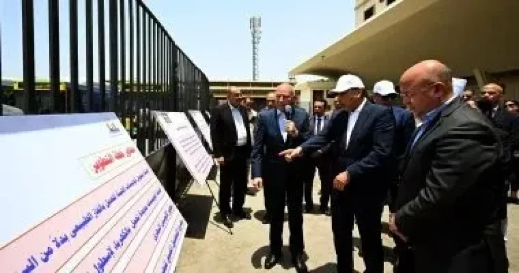 رئيس الوزراء يتفقد هيئة النقل العام بالقاهرة لمتابعة المنظومة المطورة