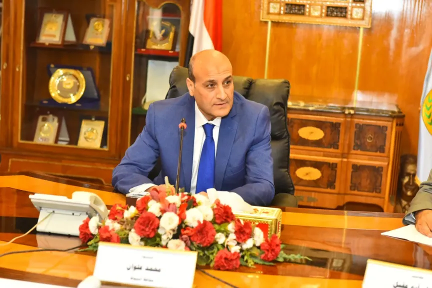 محافظ أسيوط يعلن رفع درجة الاستعداد القصوى لمواجهة تقلبات الطقس ونشاط الرياح