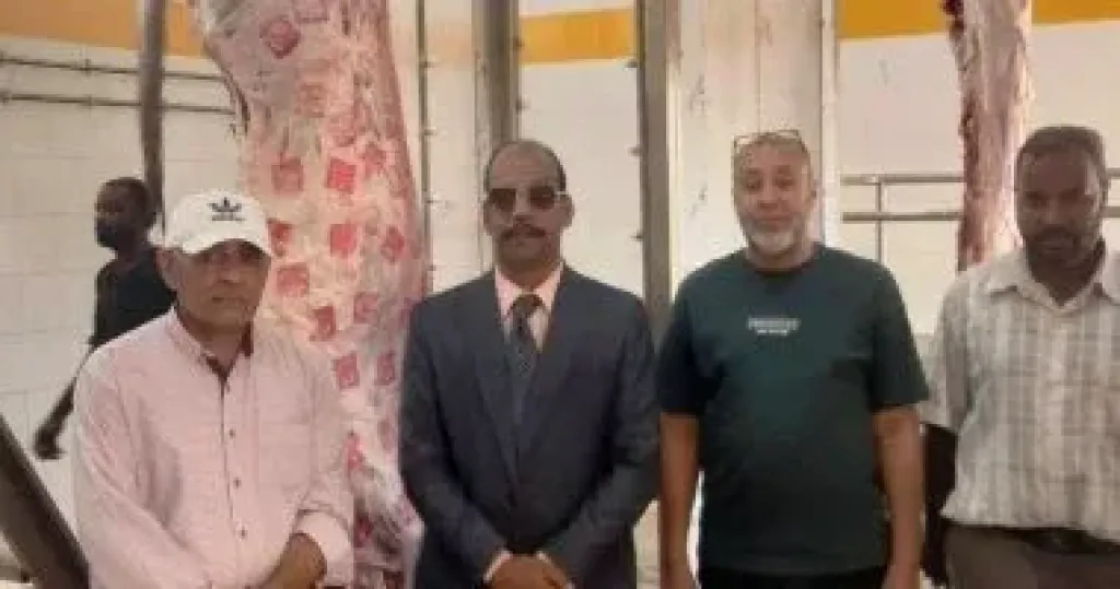 محافظ أسوان يتابع نتائج جهود الطب البيطرى