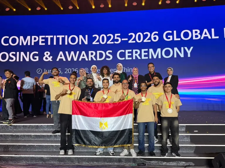 المواهب المصرية تتألق في نهائيات مسابقة هواوي العالمية لتكنولوجيا المعلومات والاتصالات 2025-2026 في الصين