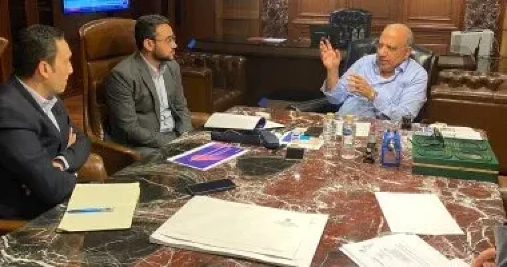 وزير الكهرباء يتابع مع سكاتك النرويجية تنفيذ مشروعات الطاقة المتجددة