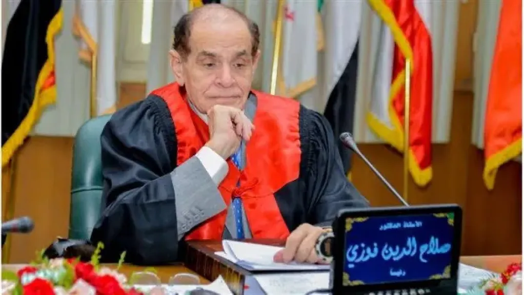 الدكتور صلاح فوزى يعرض ورقة بحثية بالجامعة البريطانية حول واقع قياس الأثر التشريعي في مصر