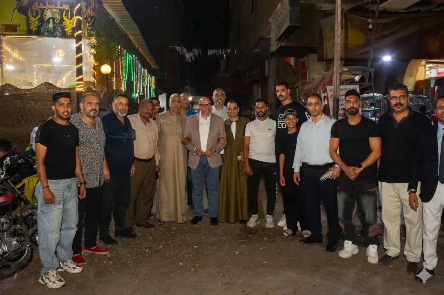 النائب الدكتور حسام المندوه الحسيني يلتقى باهالى بولاق الدكرور لبحث الملفات الخدمية العاجلة وربطها برؤية ”الجمهورية الجديدة”.