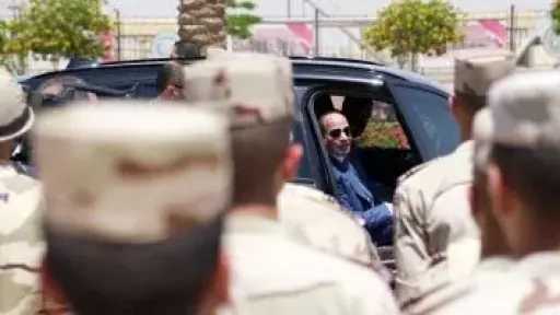 الرئيس السيسى يتفقد مقر القيادة الاستراتيجية بالعاصمة الجديدة..