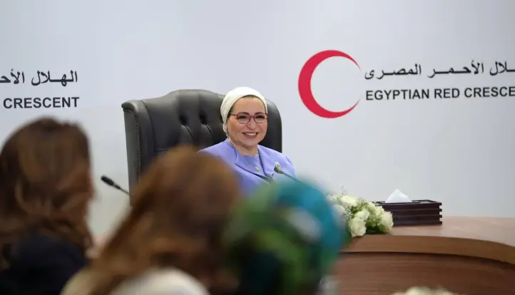 السيدة انتصار السيسي: المساعدات الإنسانية المرسلة إلى قطاع غزة عبر مصر تصل إلى مليون طن