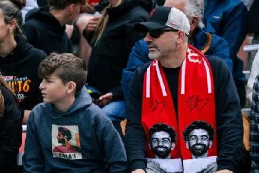 حضور جماهيري وتواجد بعض الجالية المصرية في مران منتخب مصر