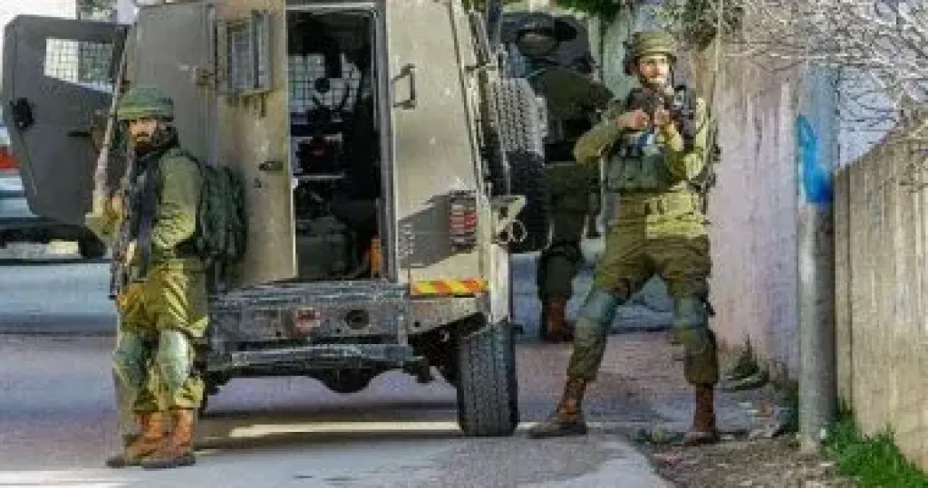إصابة سيدة فلسطينية وهدم منزل واقتحامات إسرائيلية متفرقة بالضفة الغربية