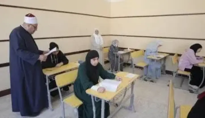 بدء امتحان مادة التوحيد بالقسم الأدبى للشهادة الثانوية الأزهرية