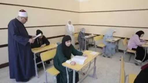بدء امتحان مادة التوحيد بالقسم الأدبى للشهادة الثانوية الأزهرية