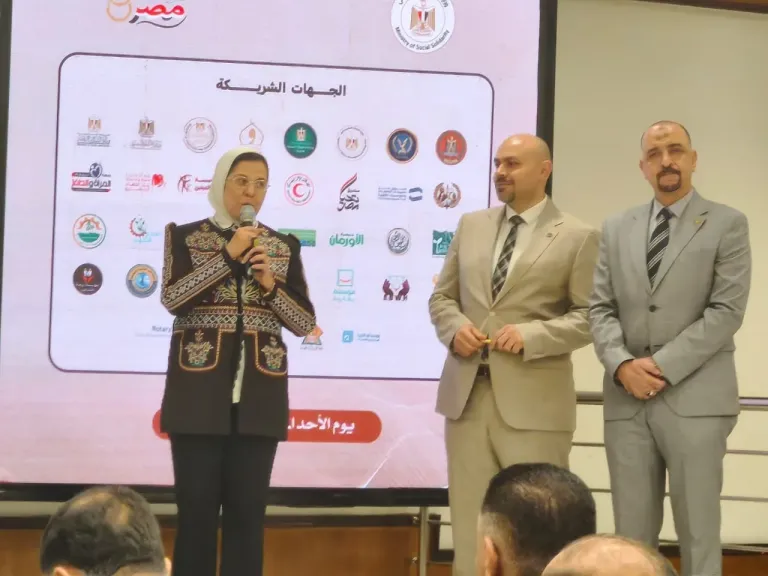 التضامن: تدقيق صارم وربط إلكتروني بالأحوال المدنية لاختيار مستحقي ”فرحة مصر” واستبعاد غير المستحقين*