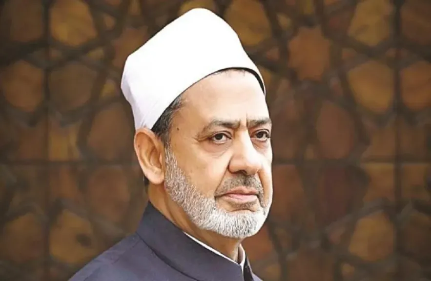 وزير خارجية جزر القمر يبعث رسالة شكر إلى الإمام الأكبر.. ويشيد بدور الأزهر في دعم إفريقيا