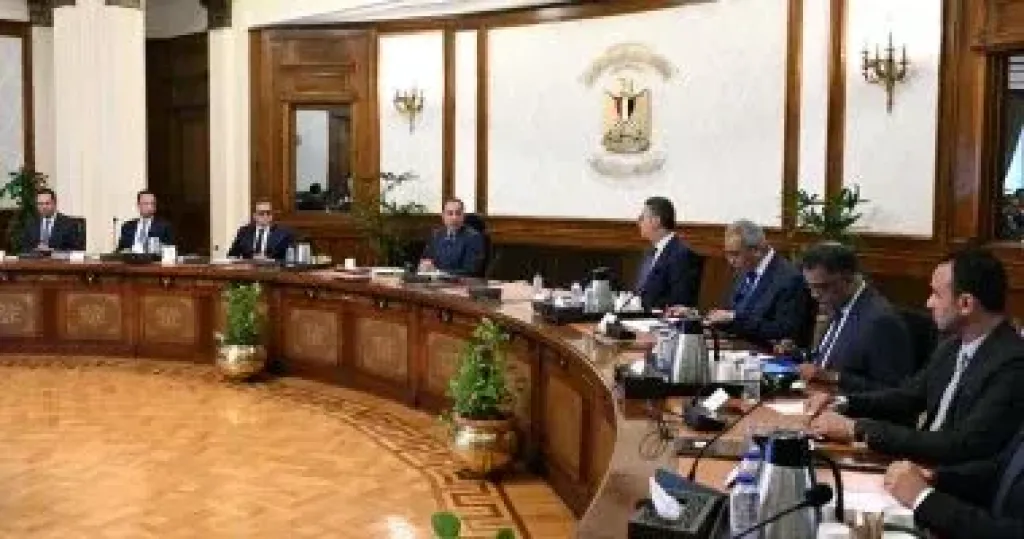 رئيس الوزراء يتابع موقف منظومة كارت الخدمات الحكومية الموحد