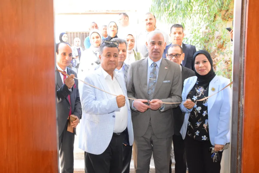 جامعة أسيوط تفتتح معرض مشروعات التخرج الطلابية وتطلق ملتقى تحكيم المشروعات