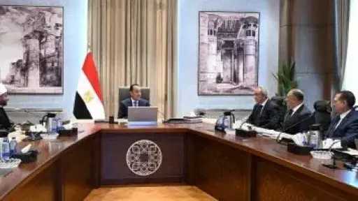رئيس الوزراء يتابع موقف الأراضي ولاية هيئة الأوقاف على مستوى الجمهورية