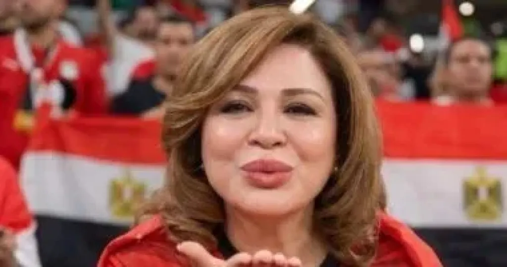 إلهام شاهين تدعم منتخب مصر: يا رب يوفقنا ويفرح قلوب كل المصريين