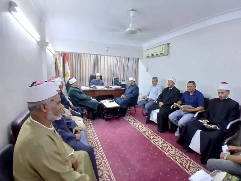 وكيل وزارة الأوقاف ببني سويف يتابع الأداء الدعوي والإداري خلال اجتماع مع مديري الإدارات