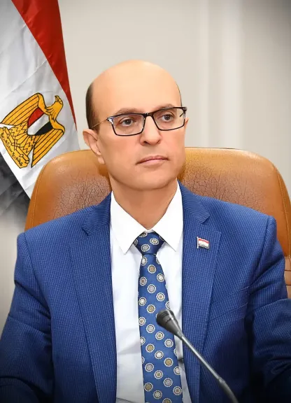 الدكتور المنشاوي يعلن صعود قطاع خدمة المجتمع وتنمية البيئة بجامعة أسيوط