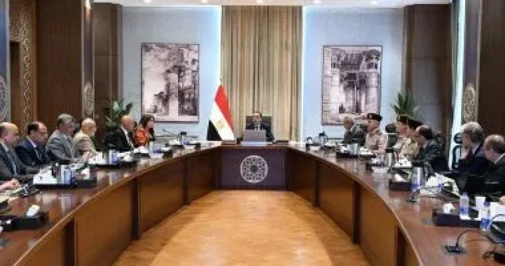 رئيس الوزراء يواصل متابعة استعدادات بدء تنفيذ المرحلة الثانية من حياة كريمة