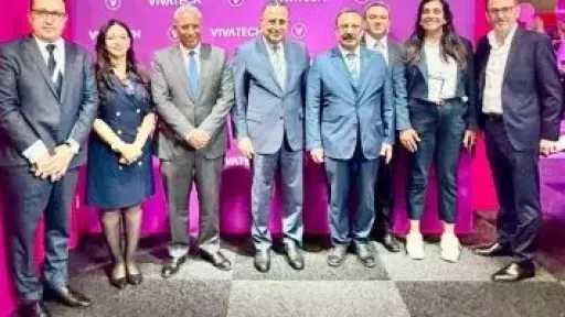 وزارة العمل تنجح في توفير وثيقة تأمين طبية واجتماعية للمصريين العاملين بلبنان