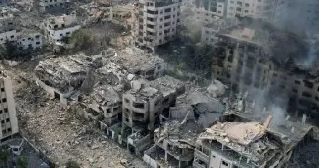 استشهاد 4 فلسطينيين جراء قصف إسرائيلي استهدف شقة سكنية في غزة