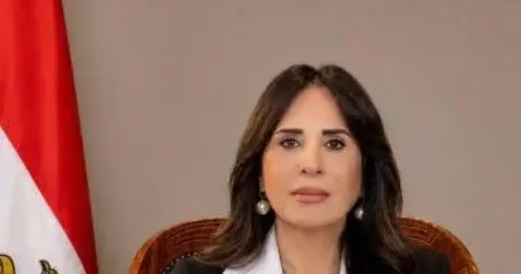 وزيرة الإسكان تتابع تنفيذ أبراج مارينا العلمين والحي اللاتيني ومشروعات الخدمات