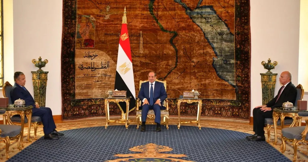 الرئيس السيسي: تزايد بؤر الصراع وتصاعد انتهاكات القانون الدولي يفرضان تبعات جسيمة على الأمن العربي