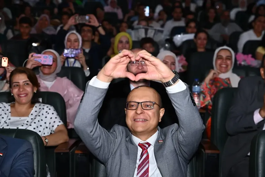 المنشاوي يشهد الحفل الموسيقي السنوي لكلية التربية النوعية بجامعة أسيوط