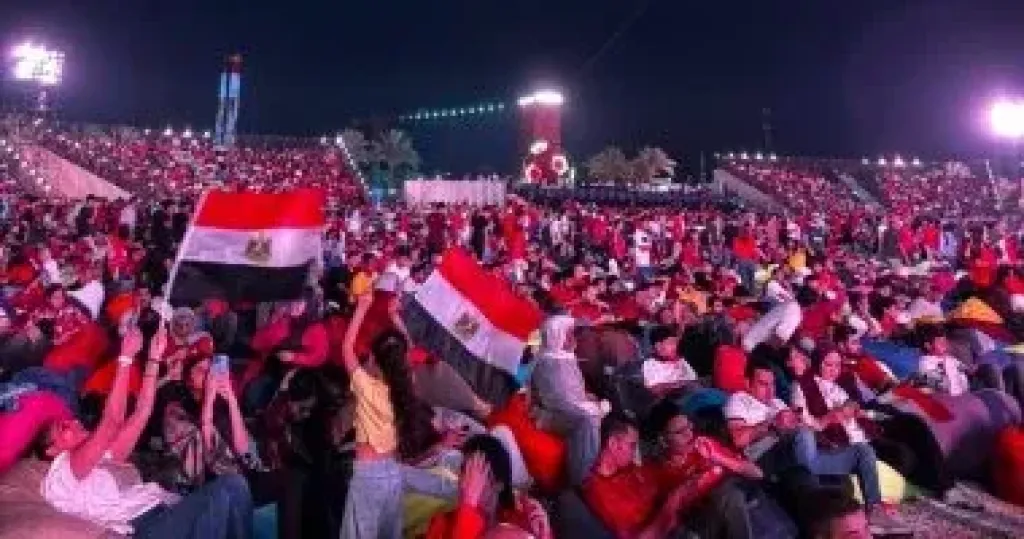 ديسكو مصر يشعلون مسرح EFZ بداليدا وعبد الغفور البرعى