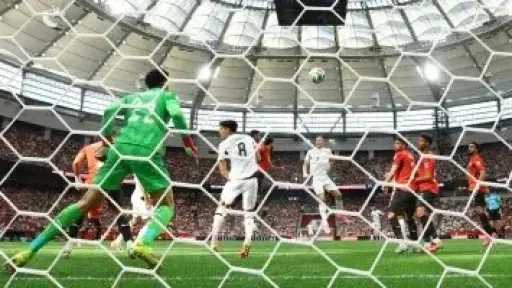 نيوزيلندا تتقدم على منتخب مصر بهدف فى الشوط الأول