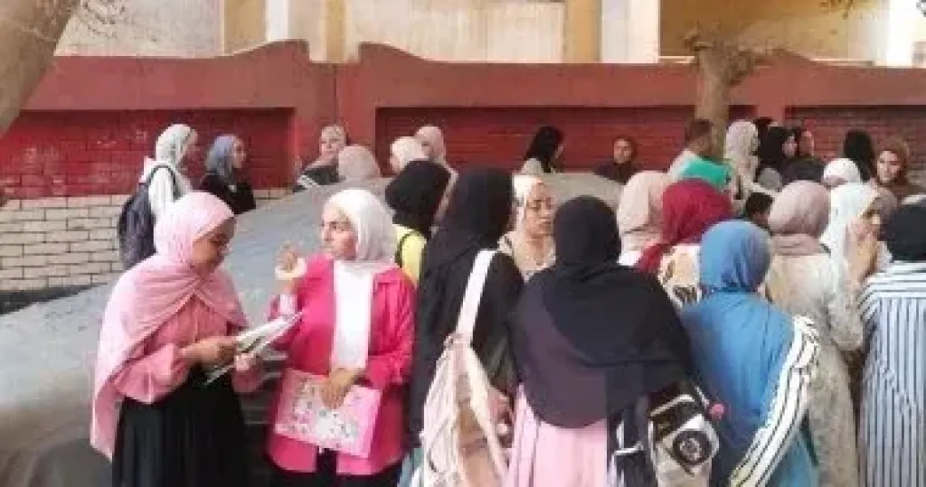 بدأ امتحانات الثانوية العامة في المنوفية في ثاني أيامها